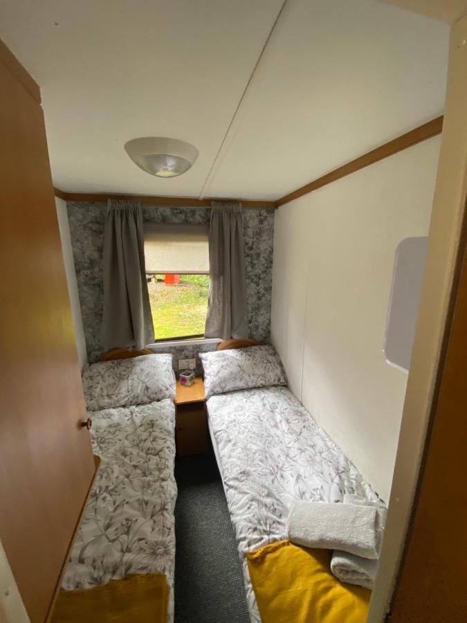 Unique Caravan With Outdoor Space Ballantrae Екстер'єр фото