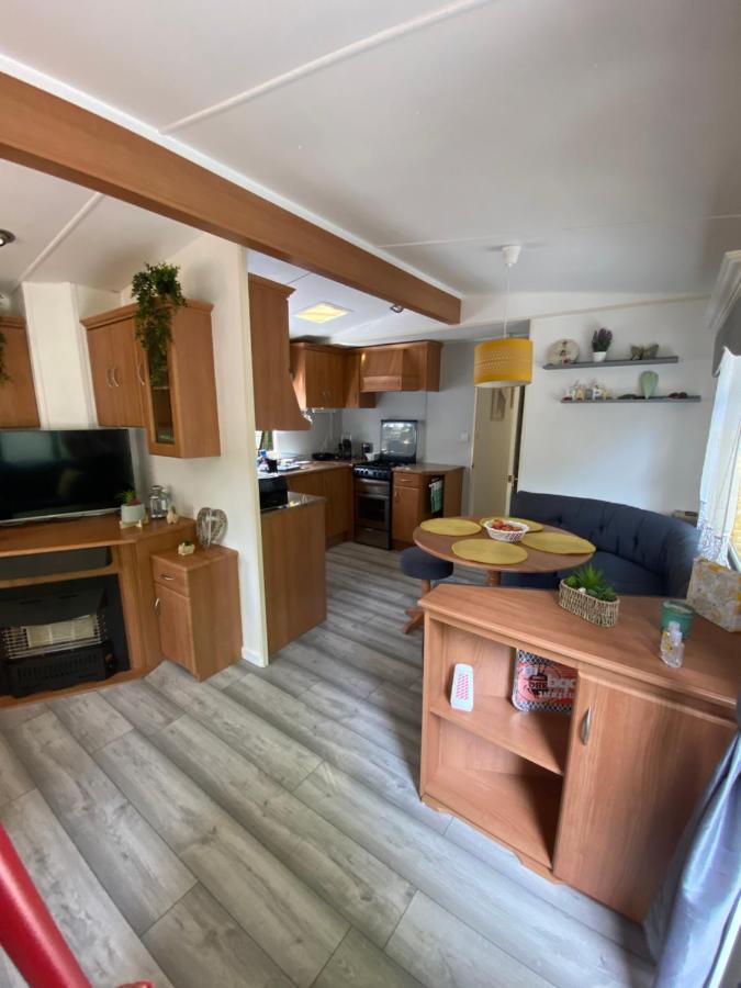 Unique Caravan With Outdoor Space Ballantrae Екстер'єр фото