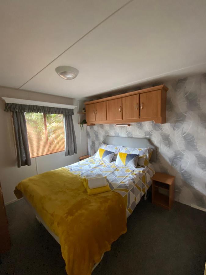 Unique Caravan With Outdoor Space Ballantrae Екстер'єр фото