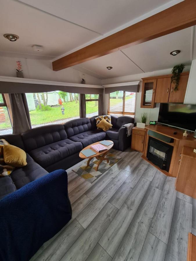 Unique Caravan With Outdoor Space Ballantrae Екстер'єр фото