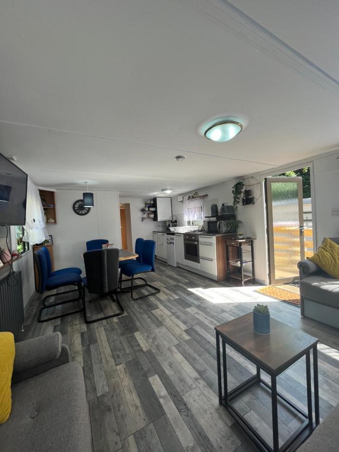 Unique Caravan With Outdoor Space Ballantrae Екстер'єр фото