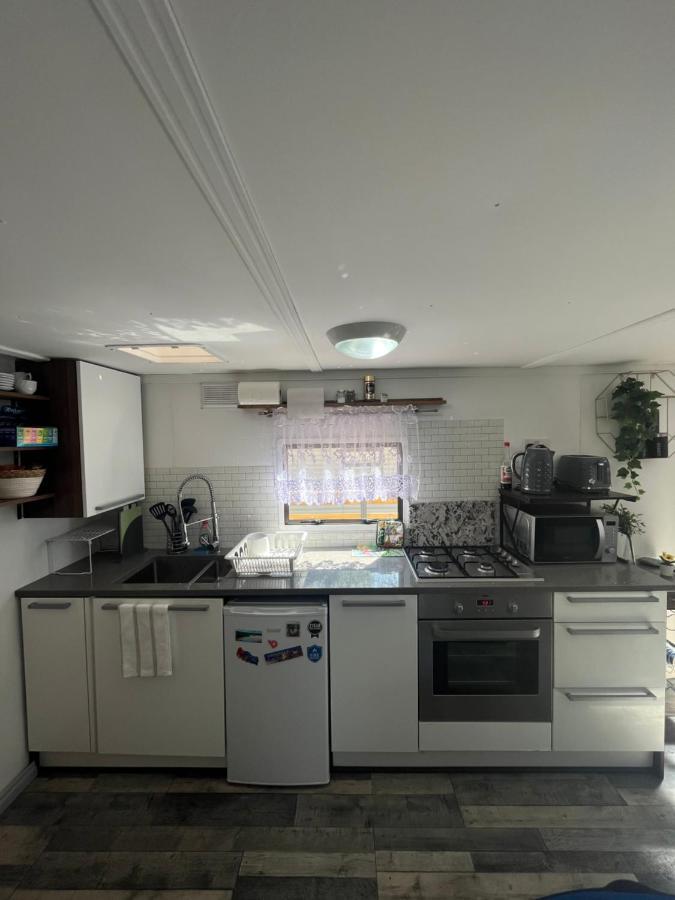 Unique Caravan With Outdoor Space Ballantrae Екстер'єр фото